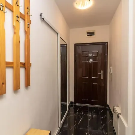 Апартаменты Cosy 2 Bedroom At An Excellent Location