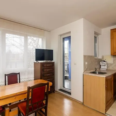 Cosy 2 Bedroom At An Excellent Location