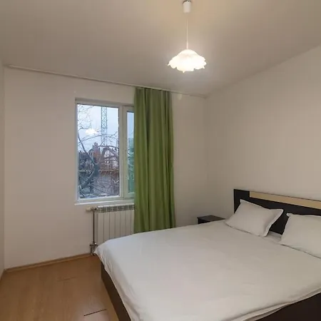 Cosy 2 Bedroom At An Excellent Location Lägenhet *